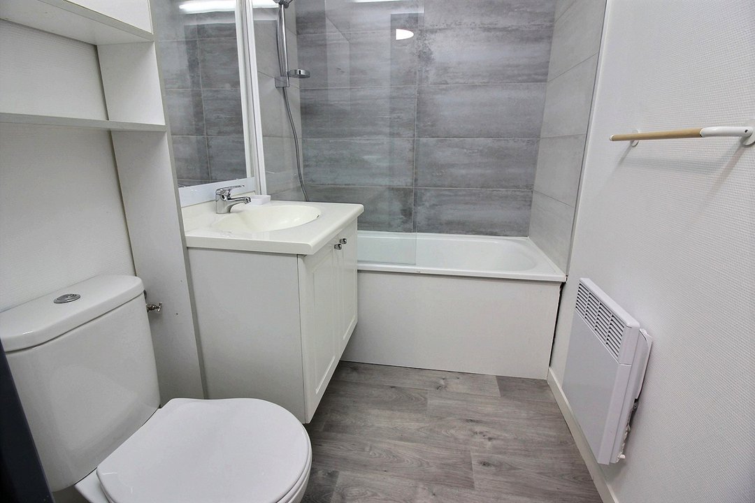 /picture/helios/116215201/QUEENVICT F2/4_2026-01-01CET00h00-13.jpg